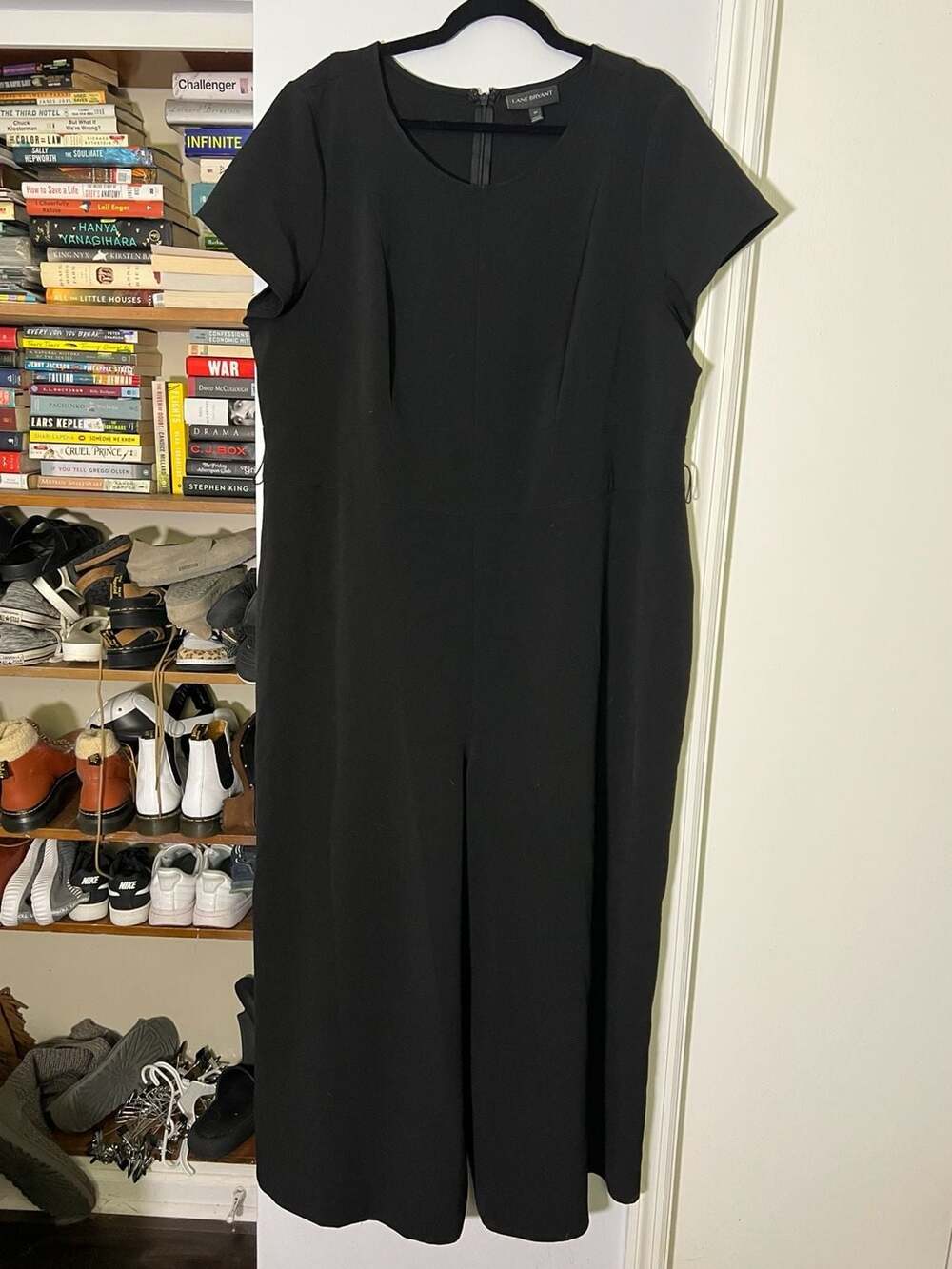 Lane Bryant Women's Black Cap Sleeve Wide Leg Jumpsuit Size 20